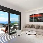 Lux Afrodita * 마카르스카