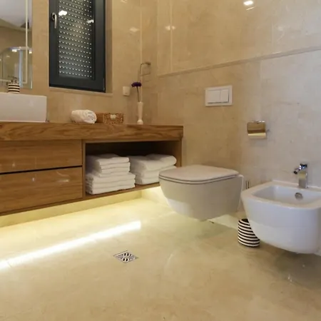 Lux Afrodita Villa