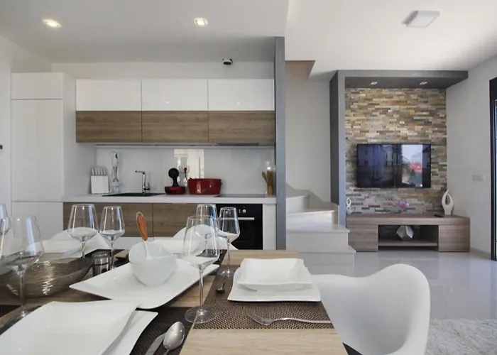 Lux Afrodita * Makarska